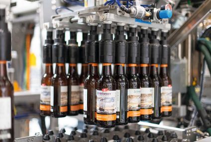 Bottling line for brewery with Varioline packaging system