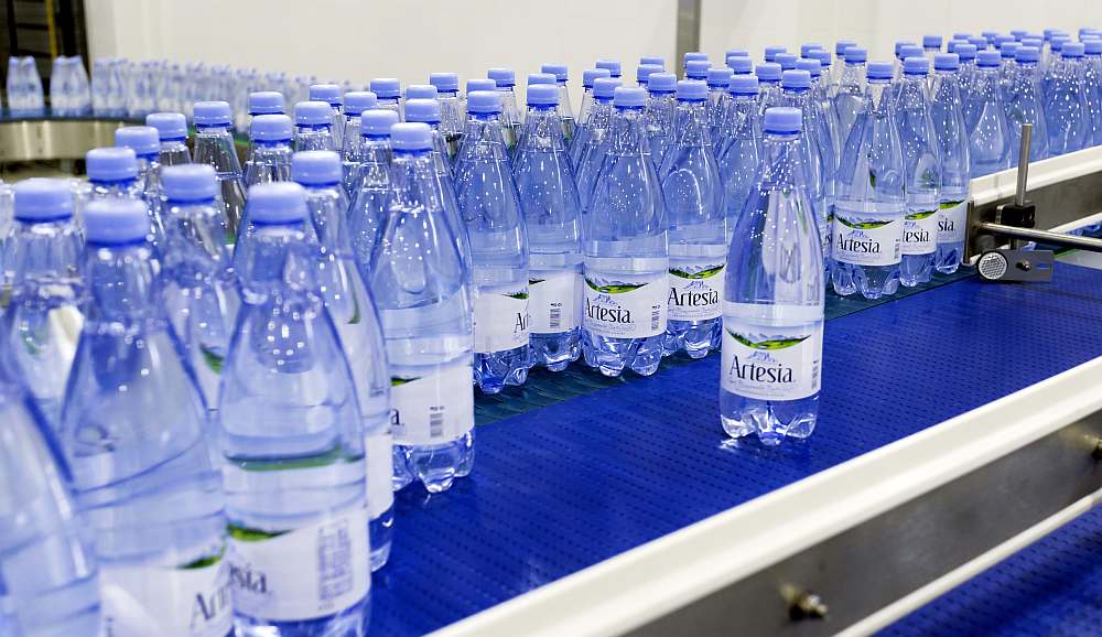 Mineral water PET Mineral water PET