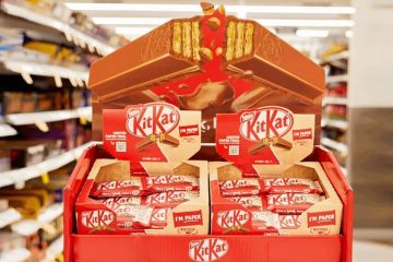 Paper packaging on KitKat four-finger. Paper wrapper trial in Australia