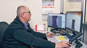 Folding carton packaging