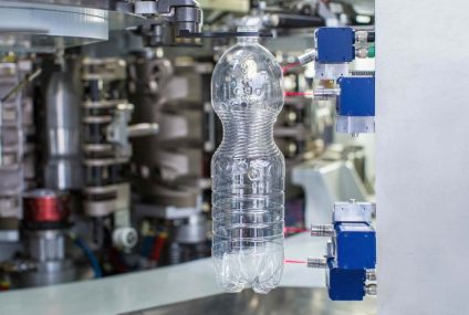 Pet bottle quality control: intelliADJUST with the automatic adjustment